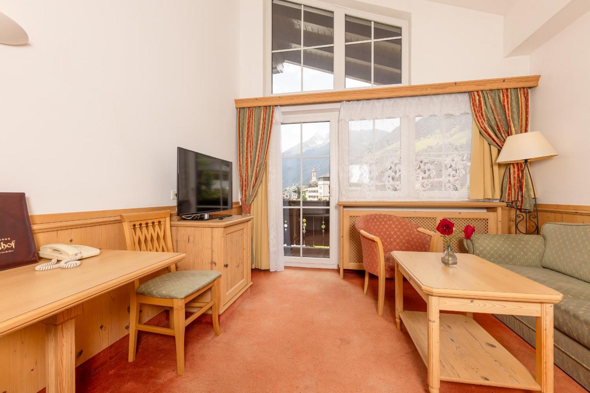 Hotel Berghof Neustift im Stubaital Esterno foto
