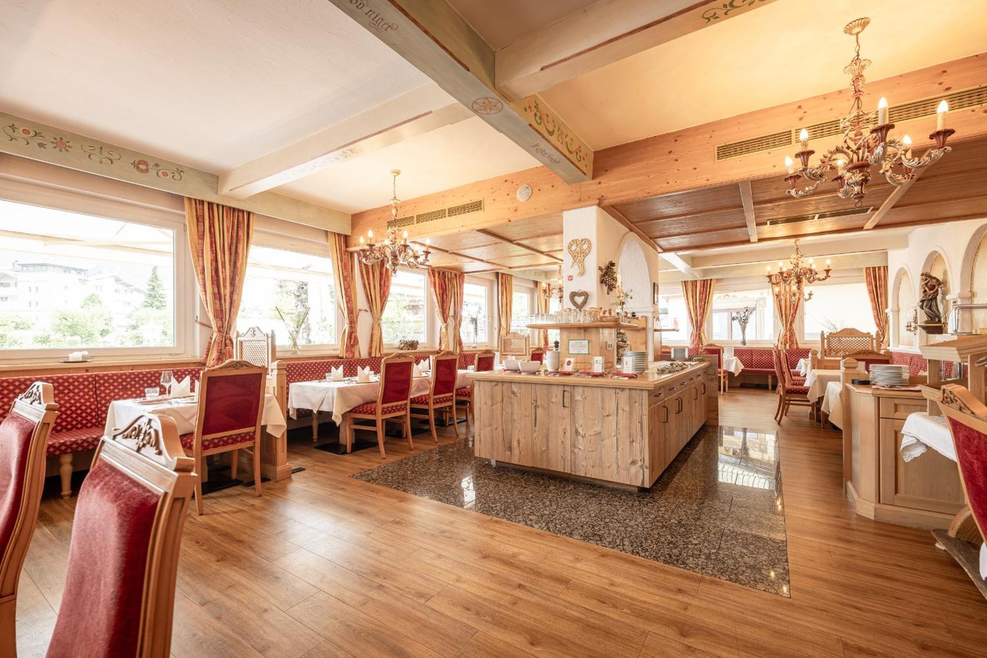 Hotel Berghof Neustift im Stubaital Esterno foto