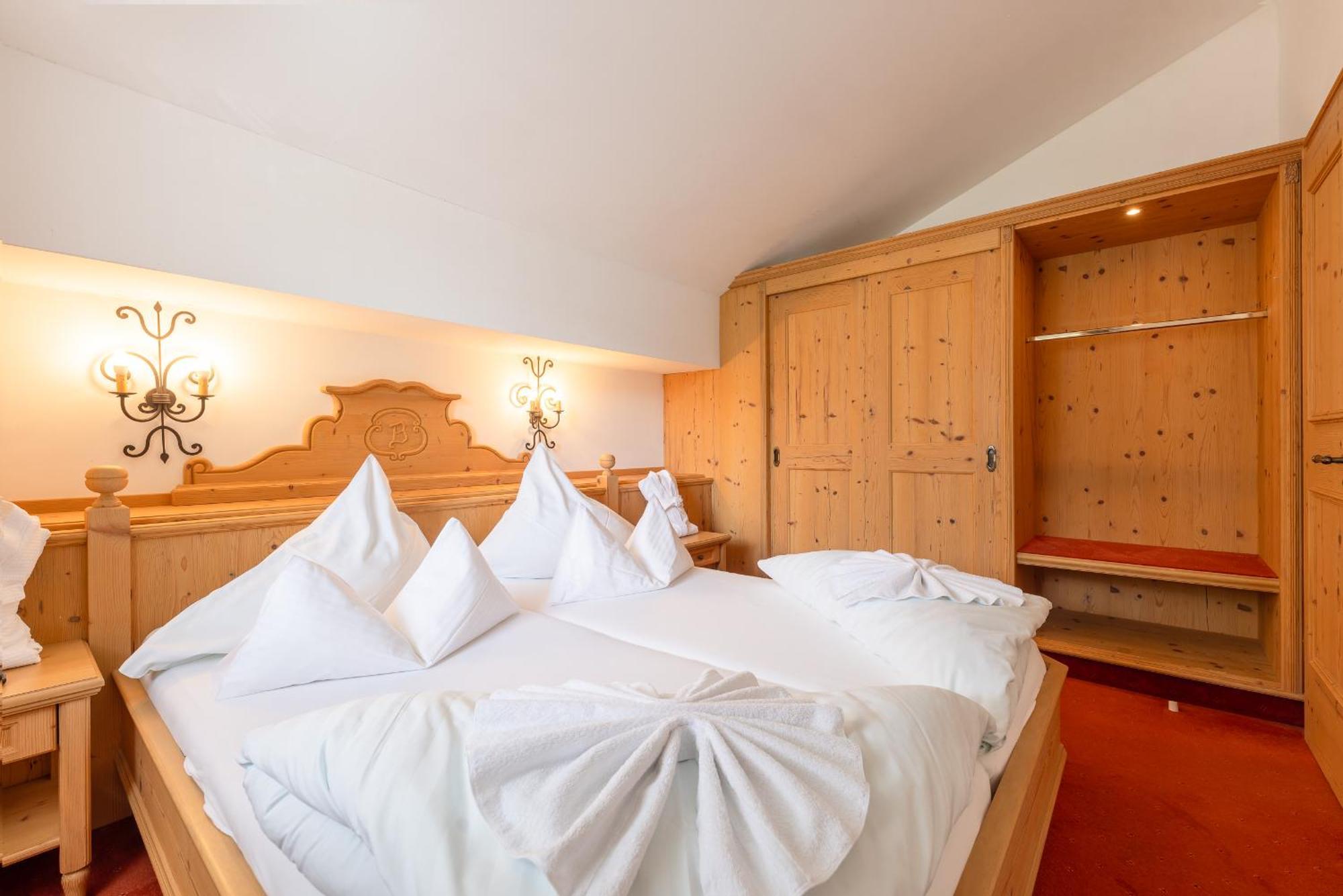 Hotel Berghof Neustift im Stubaital Esterno foto