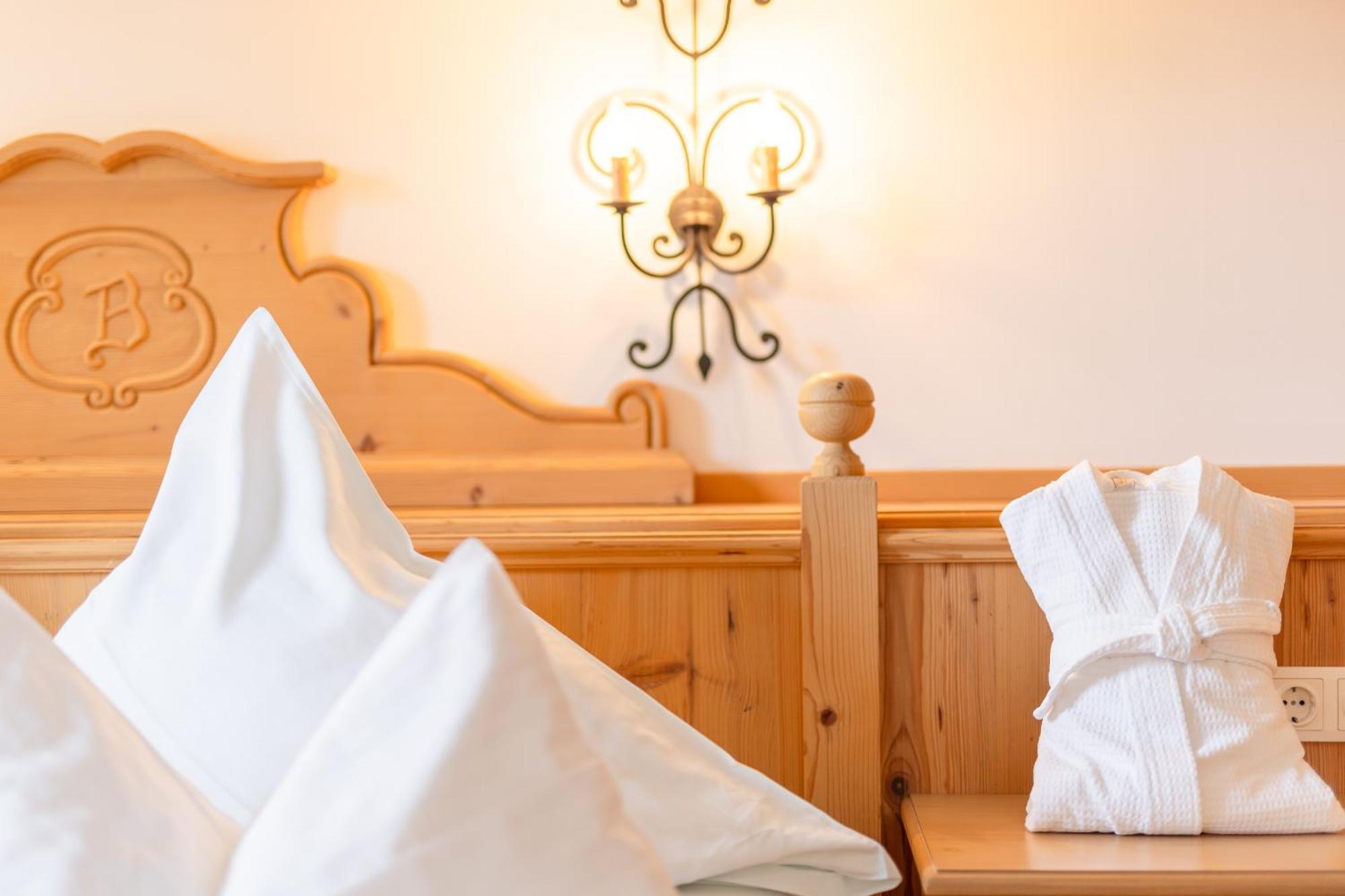 Hotel Berghof Neustift im Stubaital Esterno foto