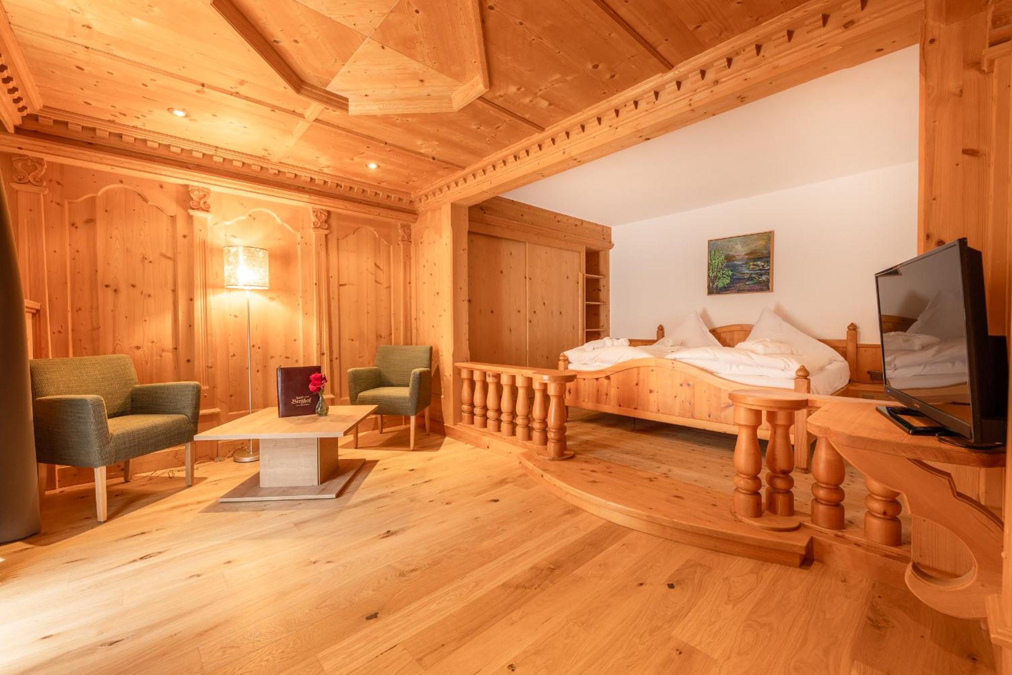 Hotel Berghof Neustift im Stubaital Esterno foto
