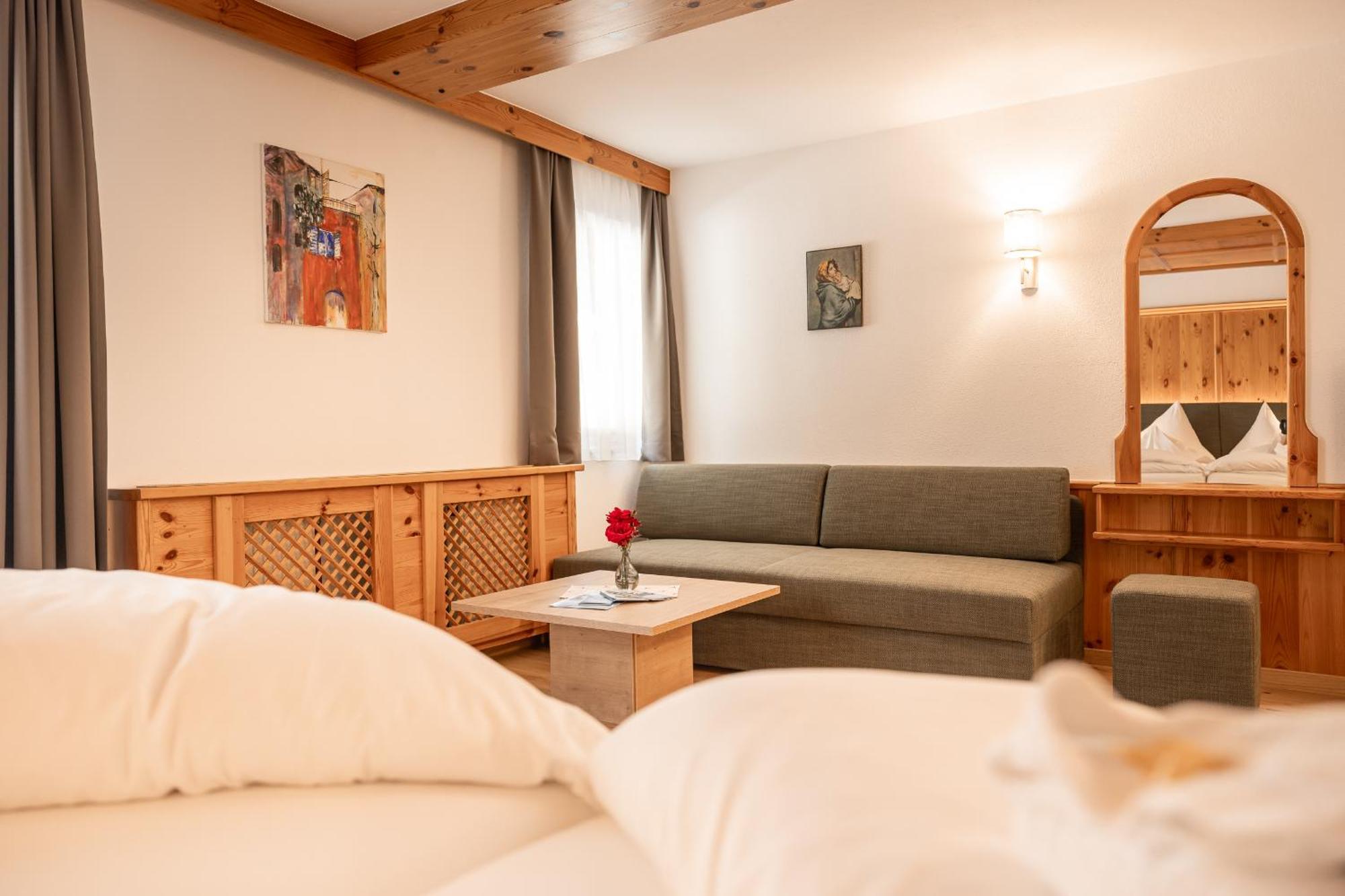Hotel Berghof Neustift im Stubaital Esterno foto